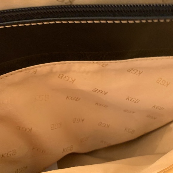 Black Bag with Handles. - Picture 7 of 16